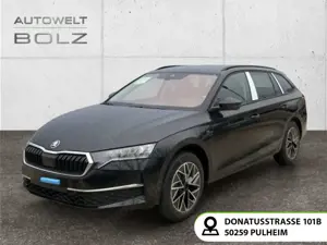 Skoda Octavia Combi Tour 2.0 TDI HUD AHK Navi DigiCock