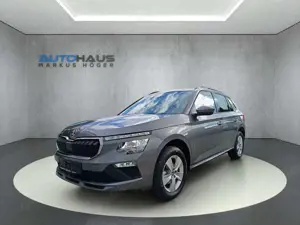Skoda Kamiq 1.0 TSI AHK+KAMERA+beh. Frontscheibe+MFL+variabler