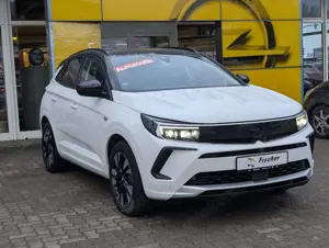 Opel Grandland Ultimate Plug-in-Hybrid / Lederausstattung