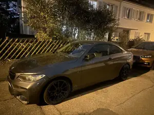 BMW 220 220i Coupe Sport Line Bild 3