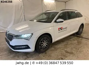 Skoda Superb DSG NAVI/ACC+/VIRTUAL/KAMERA/PARK ASS