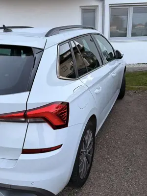 Skoda Kamiq 1.0 TSI DSG Clever Bild 3