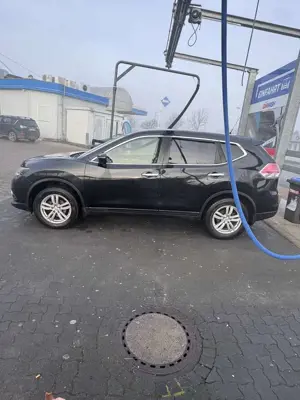 Nissan X-Trail 1.6 dCi 360 Bild 3