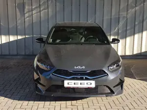 Kia Ceed / cee'd 1.0 T-GDI (48V Mild-Hybrid) DCT7 Nightline Edition Bild 2