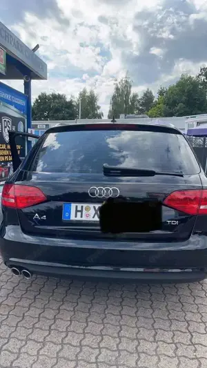 Audi A4 A4 Avant 2.0 TDI DPF clean Diesel Ambiente Bild 3