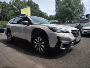Subaru OUTBACK 2.5i Platinum AWD Automatik Bild 3