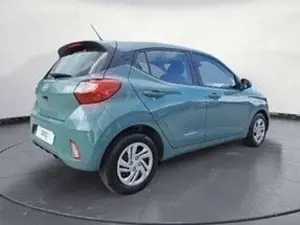 Hyundai i10 1.0 Select Bluetooth PDC Klima Bild 3