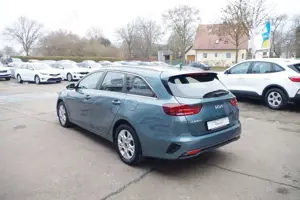 Kia Ceed SW / cee'd SW Ceed Sportswagon 1.6 CRDi DCT Vision Bild 4