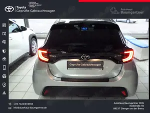 Toyota Yaris Hybrid 116 1.5 VVT-i Teamplayer Bild 5