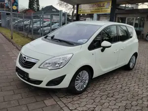 Opel Meriva B Active /