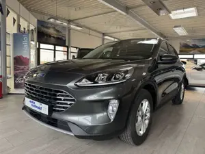 Ford Kuga Titanium + Fahrassist.-Pk + Winter-Pk