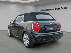 MINI John Cooper Works Cabrio John Cooper Works Bild 3