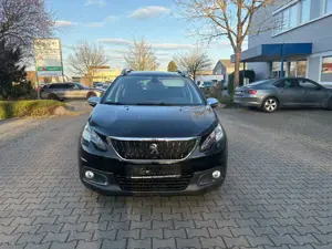 Peugeot 2008 Style/2Hand/Scheckheft/Pdc/Shz/Pano/25000km Bild 2
