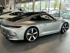 Porsche 992 911 Coupe 911 Carrera S PDK Bild 2