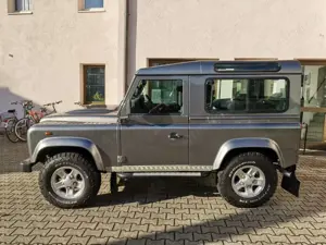 Land Rover Defender Defender 90 TD4 Station Wagon S Bild 2