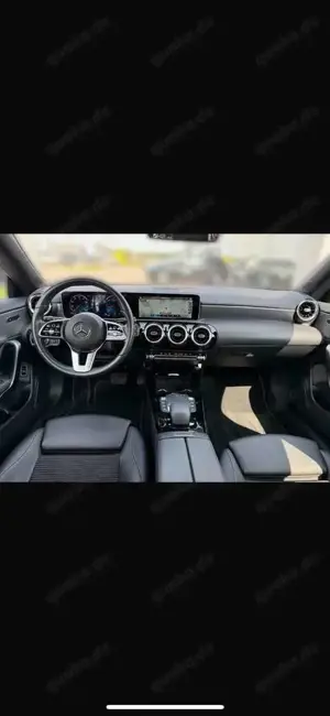 Mercedes-Benz CLA 220 d 4Matic Shooting Brake 8G-DCT Bild 2