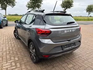 Dacia Sandero Stepway Expression TCe 90 Bild 3