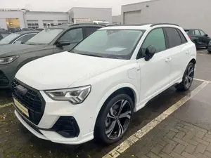 Audi Q3 45 TFSI e S line Matrix AHK Pano BO Kamera