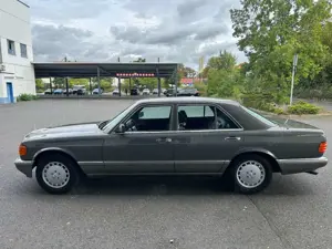 Mercedes-Benz S 560 500SE RARITÄT UND TOP-ZUSTAND Bild 2