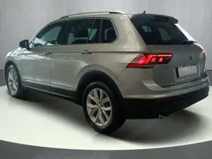 Volkswagen Tiguan 2.0 TDI SCR Sound Bild 4