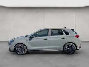 Hyundai i30 1.5 T-GDI 48V-Hybrid N Line 103 kW, 5-türig Bild 2