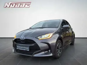 Toyota Yaris Hybrid 1.5 VVT-i Team D *Allwetter+Comfort