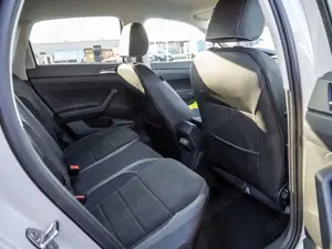 Volkswagen Polo 1.0 TSI Style PDC KAMERA NAVI MATRIX-LED Bild 4