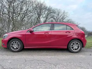 Mercedes-Benz A 180 A-Klasse (BlueEFFICIENCY) Bild 1