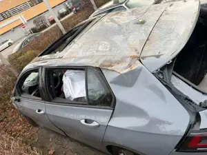 Volkswagen Golf VIII Lim. 2.0 GTI/ PANO/ BUSINESS PREM./ IQ Bild 3