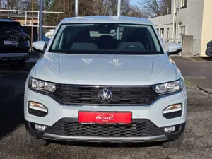 Volkswagen T-Roc Active