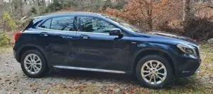 Mercedes-Benz GLA 200 GLA Diesel d 4Matic 7G-DCT Activity Edition Bild 3