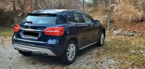 Mercedes-Benz GLA 200 GLA Diesel d 4Matic 7G-DCT Activity Edition Bild 4