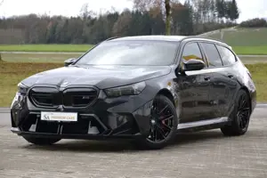 BMW M5 Touring 360 BOWERS DR.ASS.PRO SITZBELÜFT PANO