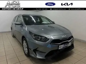 Kia Ceed SW / cee'd SW Vision Kamera LIM VerkehrszeichenERK DAB