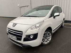 Peugeot 3008 Hybrid4 Automatik 1.Hand Panorama  Sitzhzg.