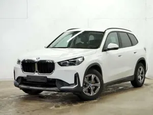 BMW X1 xDrive 30e Sport HeadUp 360°Kam Standklima Bild 1