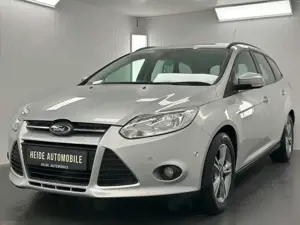 Ford Focus Turnier Sync Edition Scheckheft AHK