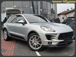 Porsche Macan S *XENON*NAVI*SHZ*4x4*PDK*20"*LEDER*