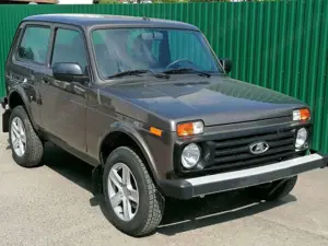 Lada Niva "PREMIUM PLUS" KLIMA/ AET- Kollektion 2025!