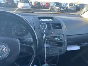 Volkswagen Polo Basis Neue Ōl und Filter am 03.01.2026 gewechselt Bild 4