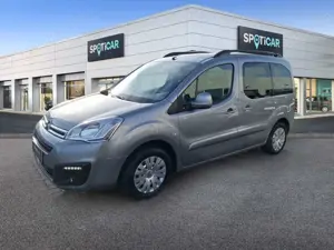 Citroen Berlingo Shine PT110 Klima Sitzheizung PDC