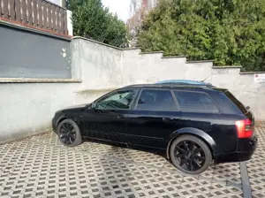 Audi A4 Avant 2.5 TDI quattro Bild 4