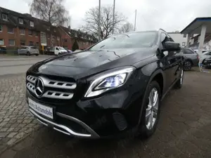 Mercedes-Benz GLA 220 CDI 4Matic 7G-DCT LED Navi Kamera SHZ