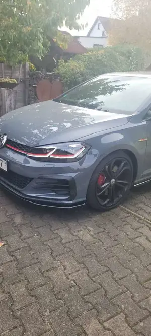 Volkswagen Golf GTI Golf GTI TCR 2.0 TSI OPF DSG Bild 1