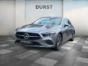 Mercedes-Benz A 180 PROGADV,AHK,WINTERP,KAMERA,CARP,LED