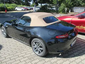Mazda MX-5 2ST 1.5L SKYACTIV-G 132 6MT RWD Kazari Bild 5