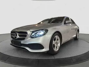 Mercedes-Benz E 200 Avantgarde*LED*Navi*Klimaauto*Kamera