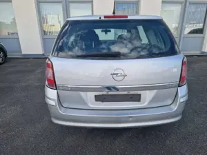 Opel Astra Selection "110 Jahre" Bild 5