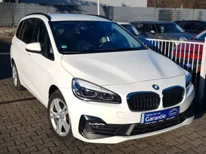 BMW 218 Aut. Advantage LED Sitzhzg. PDC