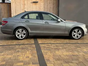 Mercedes-Benz C 180 C 180 CGI BlueEfficiency (204.049) Bild 4